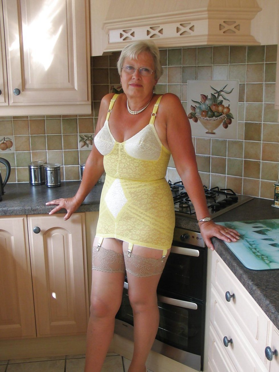 Elderly housewives in shorts