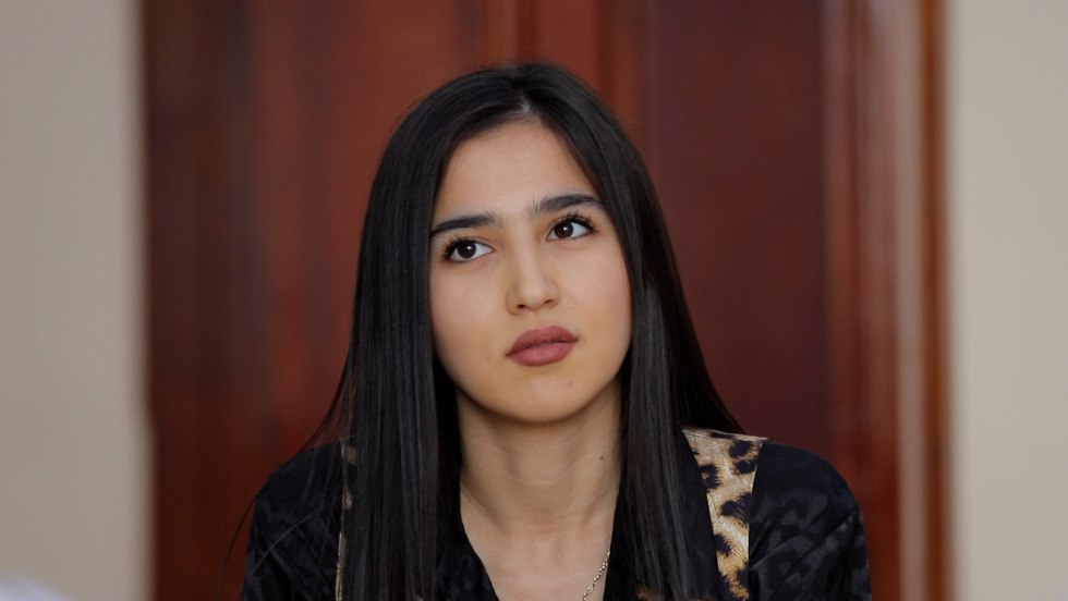 Durdona actress Uzbek