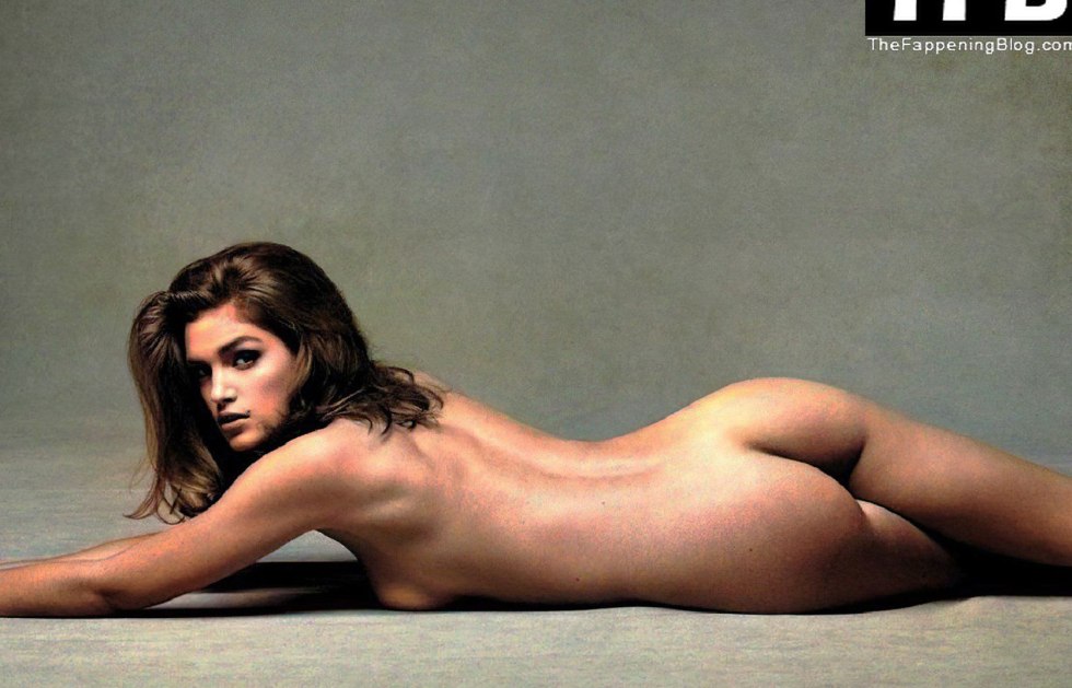 Paulina Porizkova 2020