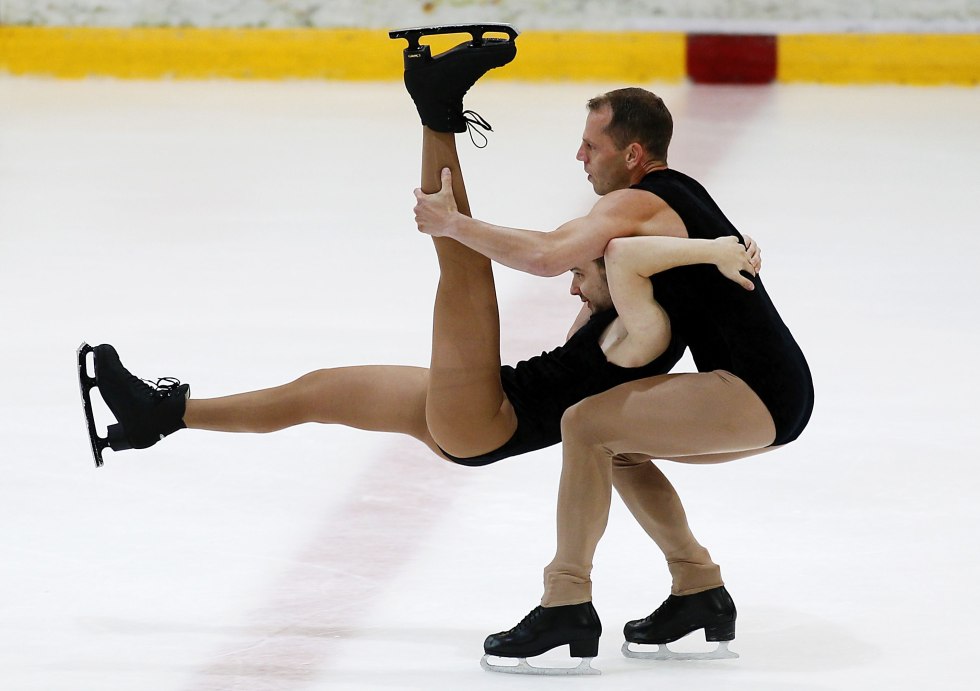 Same -sex couples in figure skating