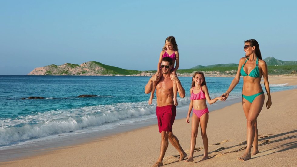 Family Naturism by the whole family