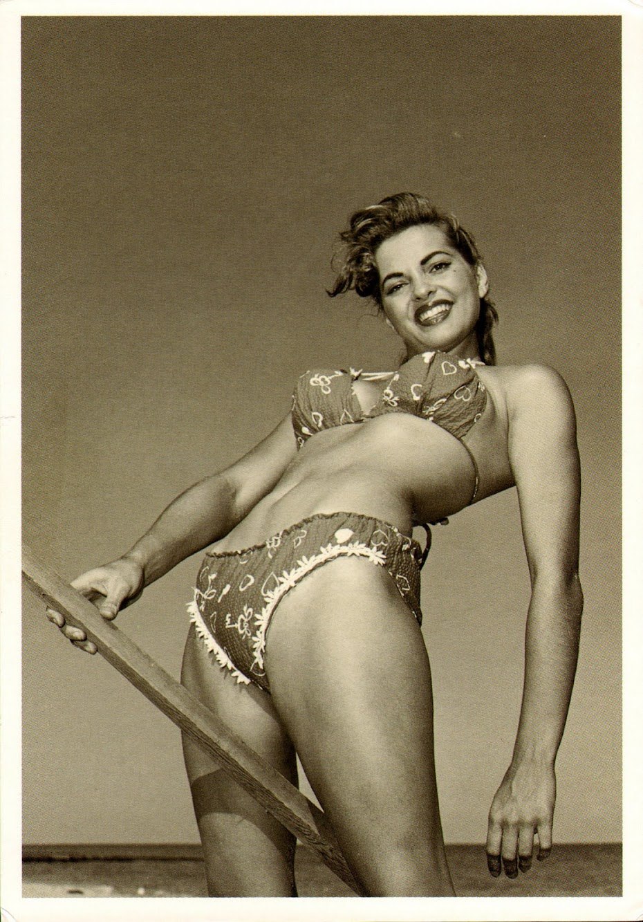 Jennifer Lopez in stockings