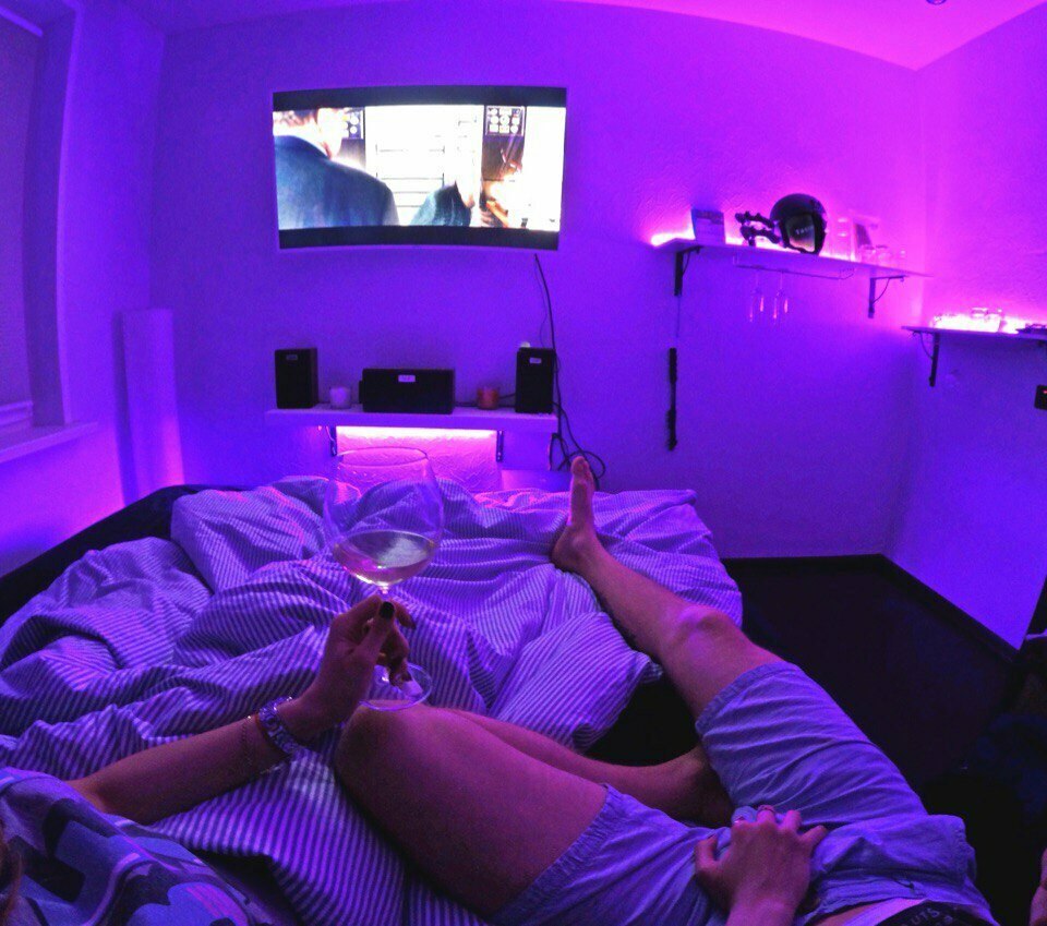 At night in the bedroom (72 photos)