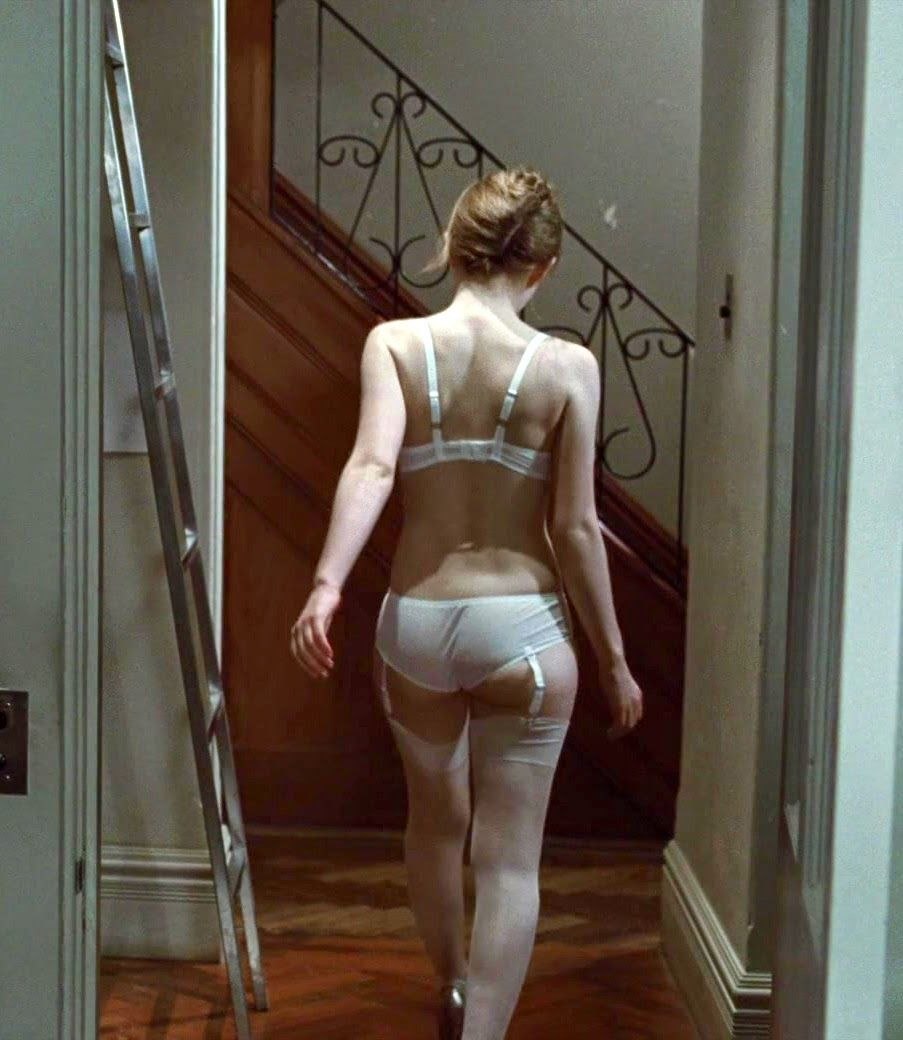 Olga Venikova in underwear Hotel Eleon