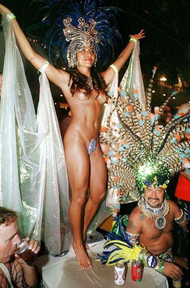 Viviana Castro Carnival