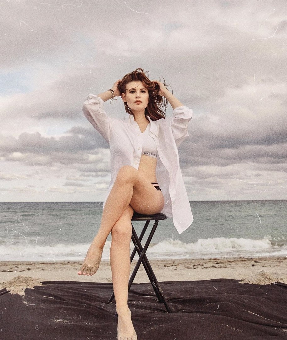 Tabanina Anna Actress Nude