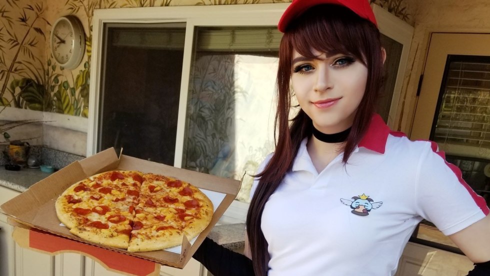 Sivir cosplay pizza