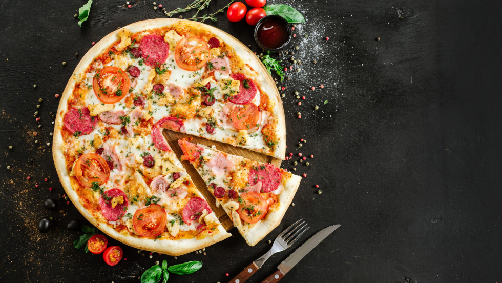 Naked girls naked pizza