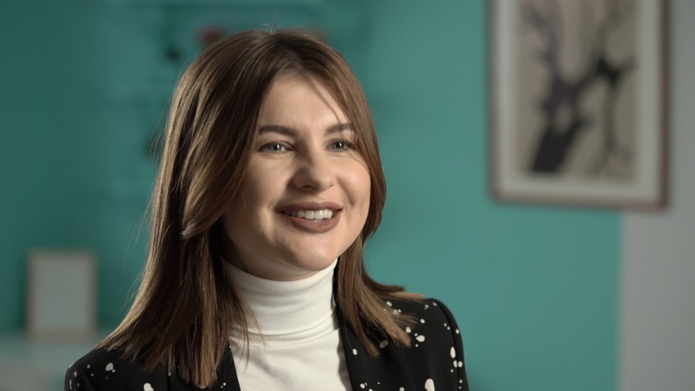 Anna Tsukanova with her son