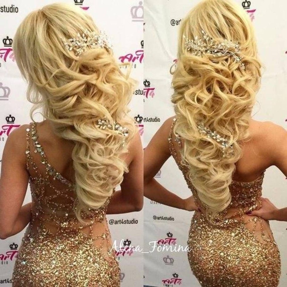 Hairstyles of the 60s Women's USSR