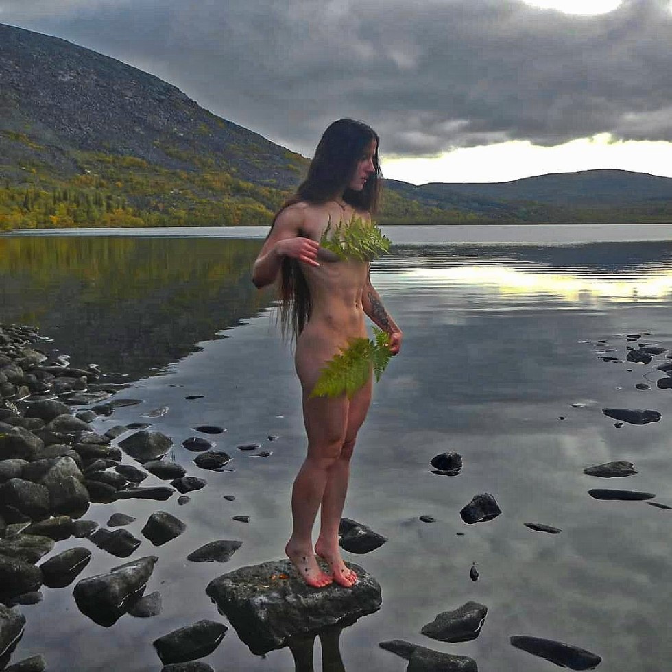 Cathlin Christina model