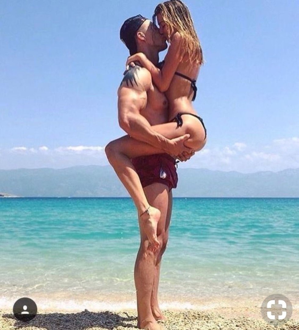 Sports couples for appearing