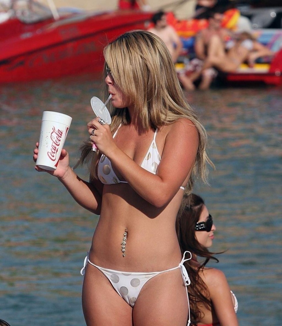 Beautiful girls nudist