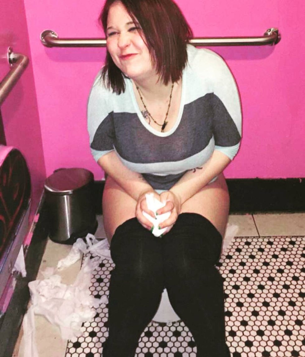 Pee your pants Challenge girl