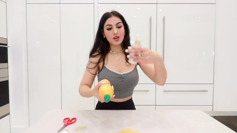 Dasha Doshik drain 2022