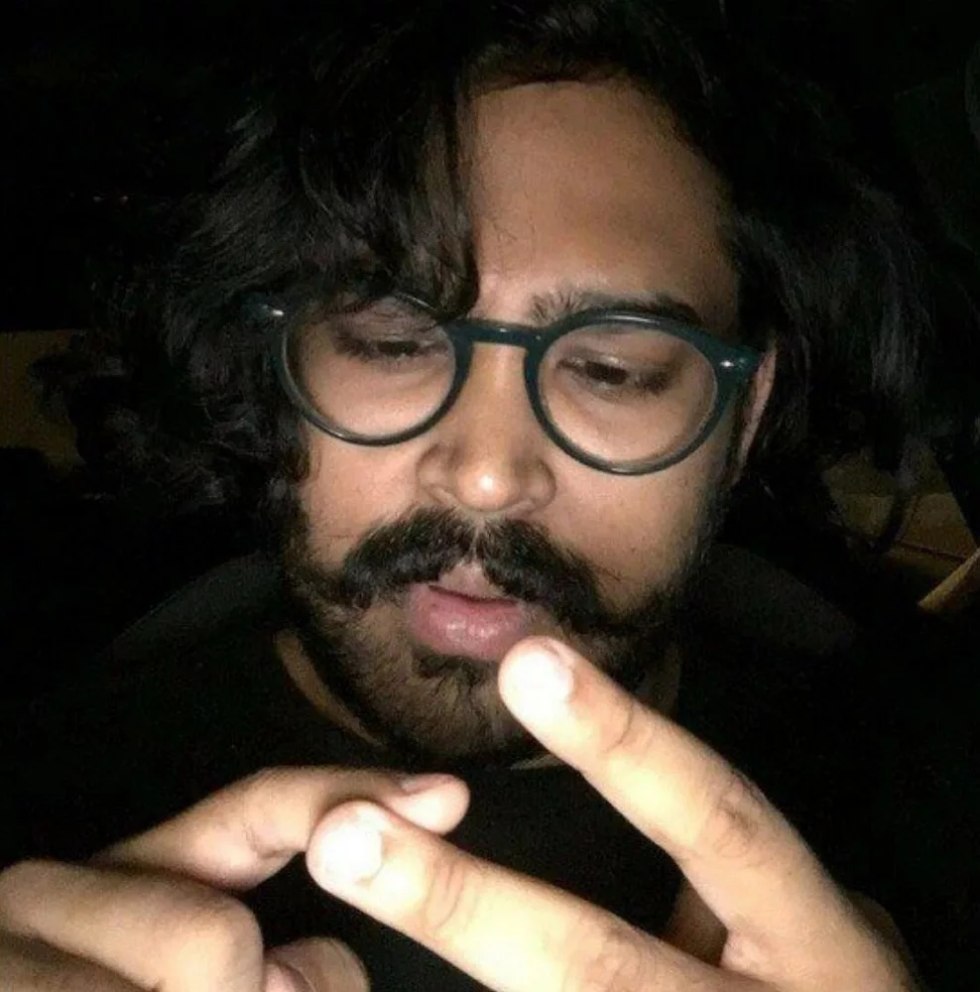 The guy counts a meme on his fingers