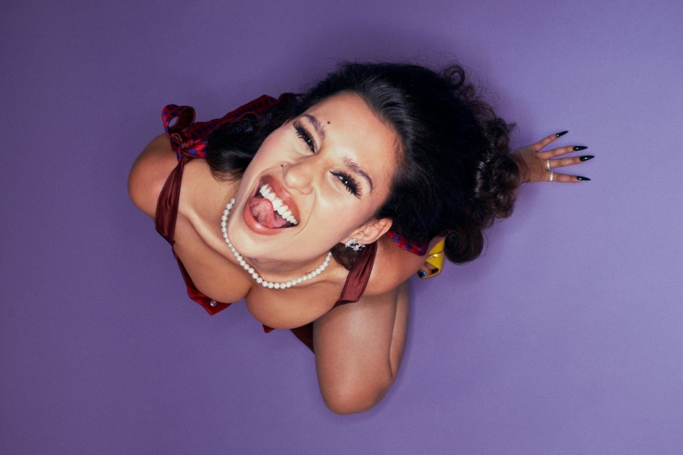 Topless Singer on the Scene