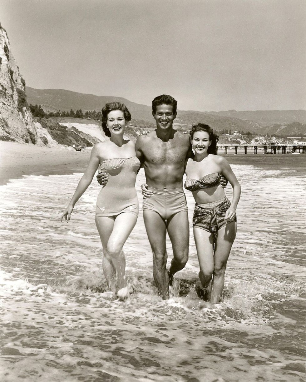 The shape of the tanks of Colombia