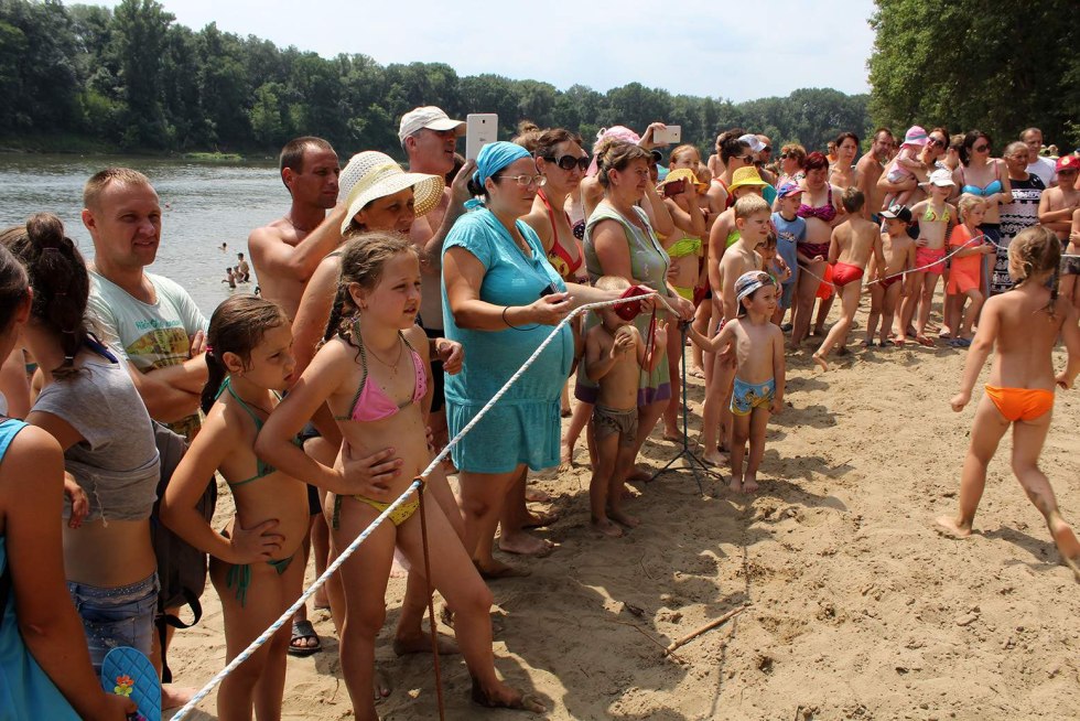 Wild beach without complexes