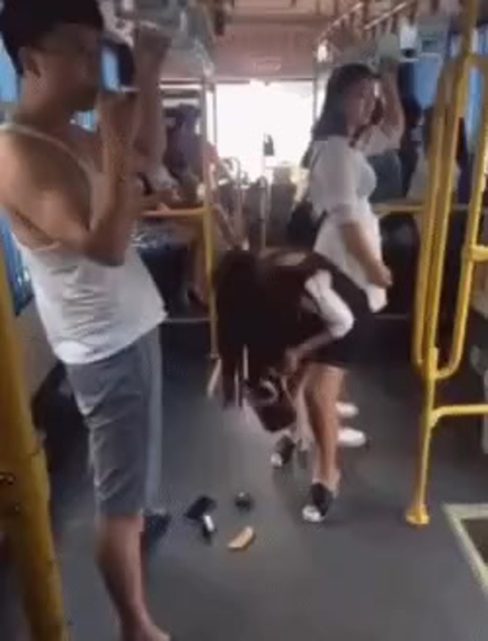 The Bus manual transmission