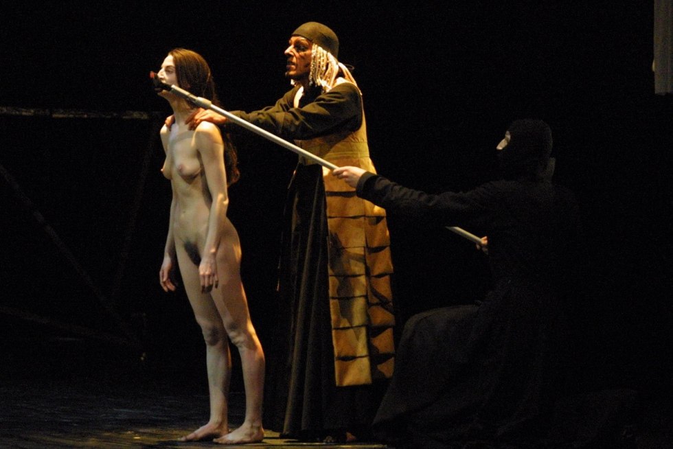 Naked women in performances