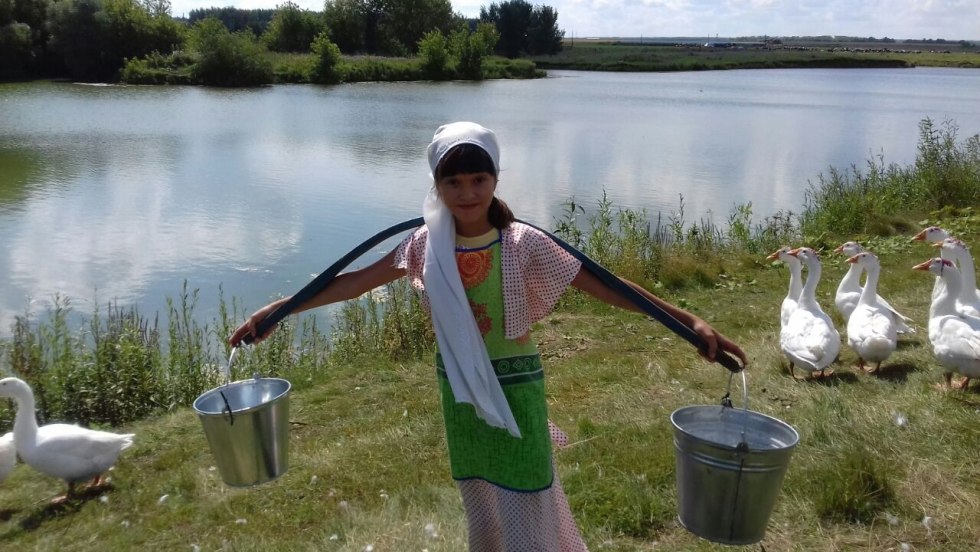 Girls in Miniybki and Stockings