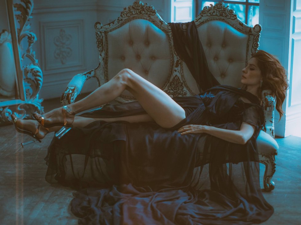 Naked Elena Podkaminskaya fake