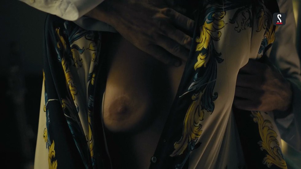 Sabina Akhmedova Tits