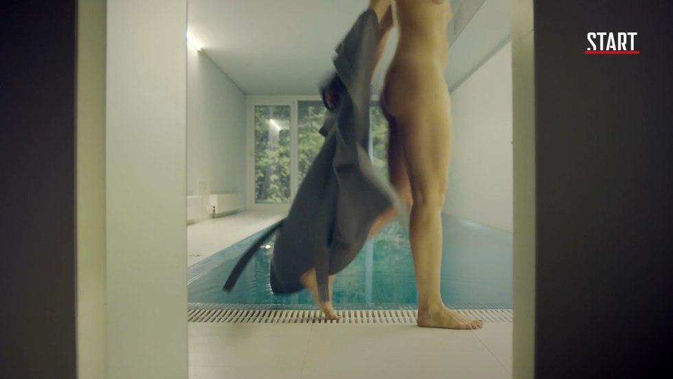 Daria frost naked in the cinema