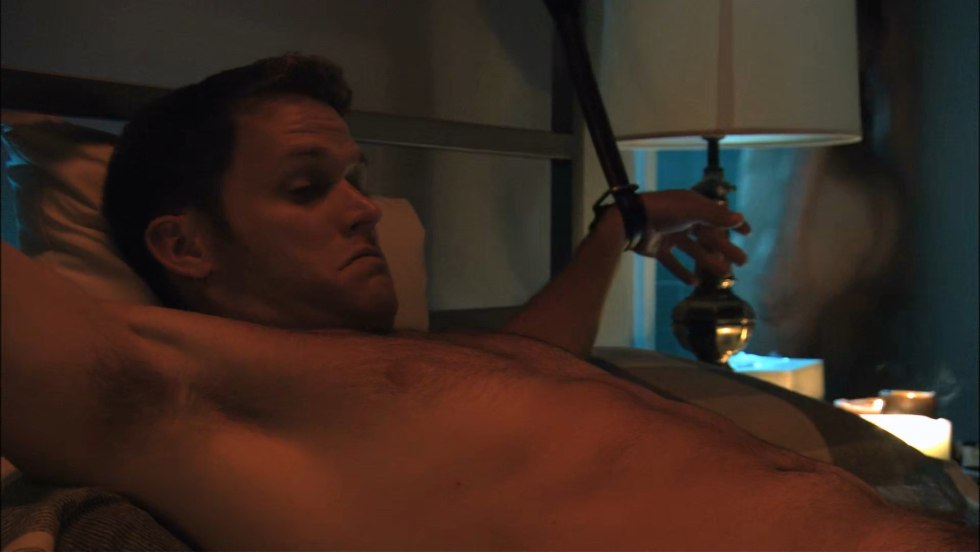 Naked Penelope Krus spread her legs