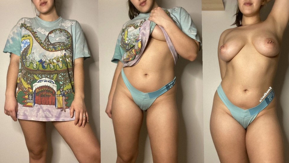 Girls in tight leggings without panties