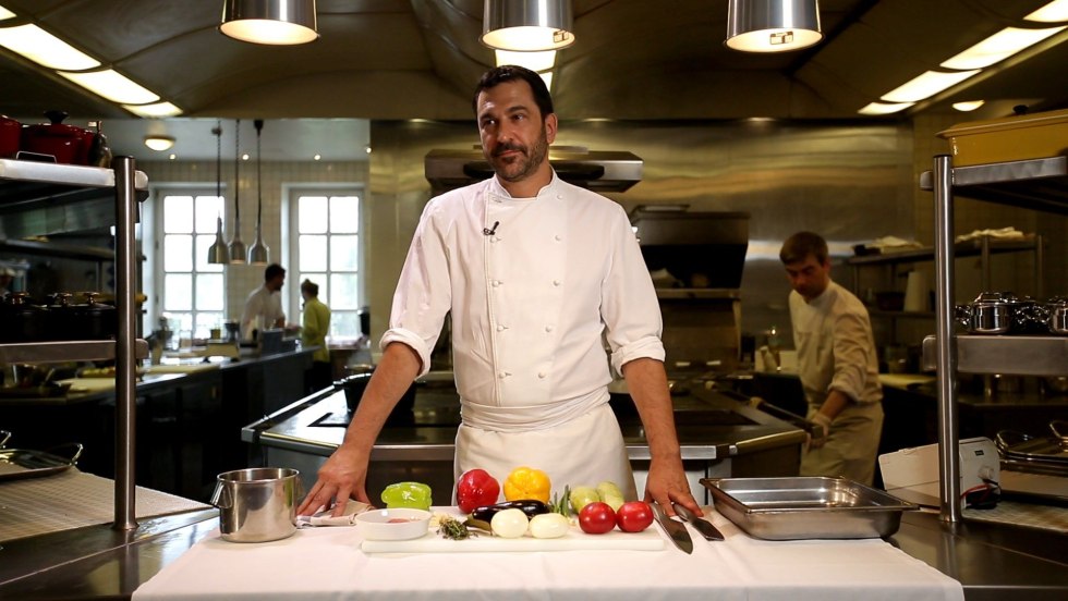 Fuck with a chic restaurant