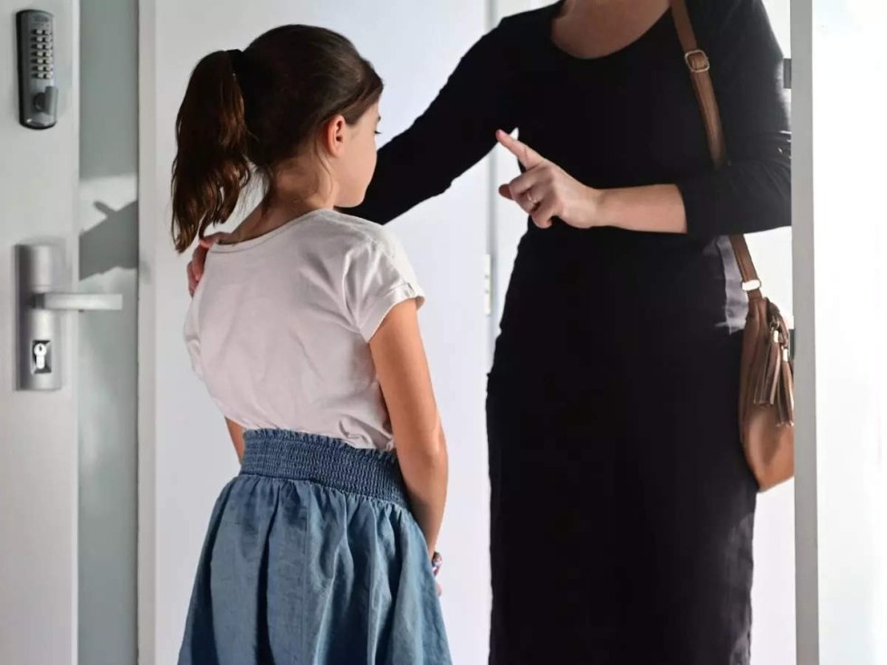 Belt whip in the hands