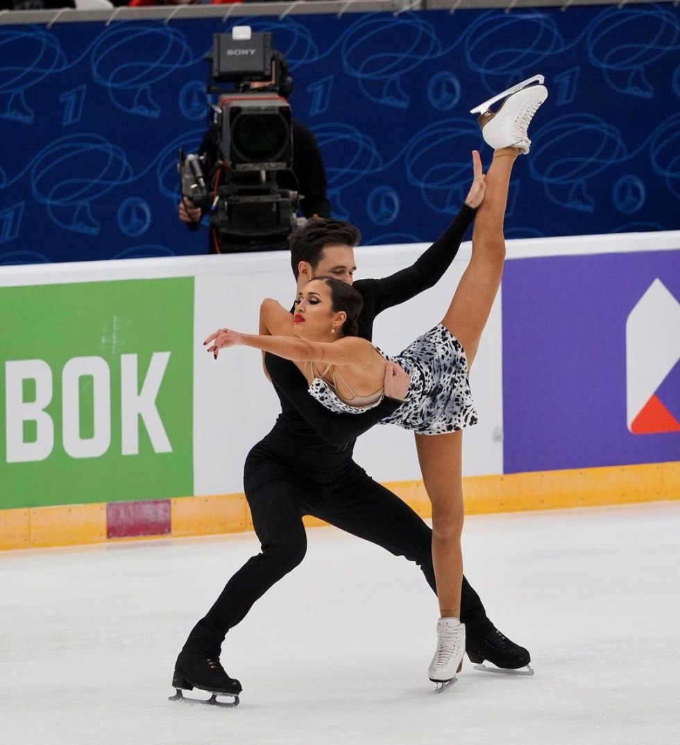 Elizaveta Khudaiberdieva on the beach