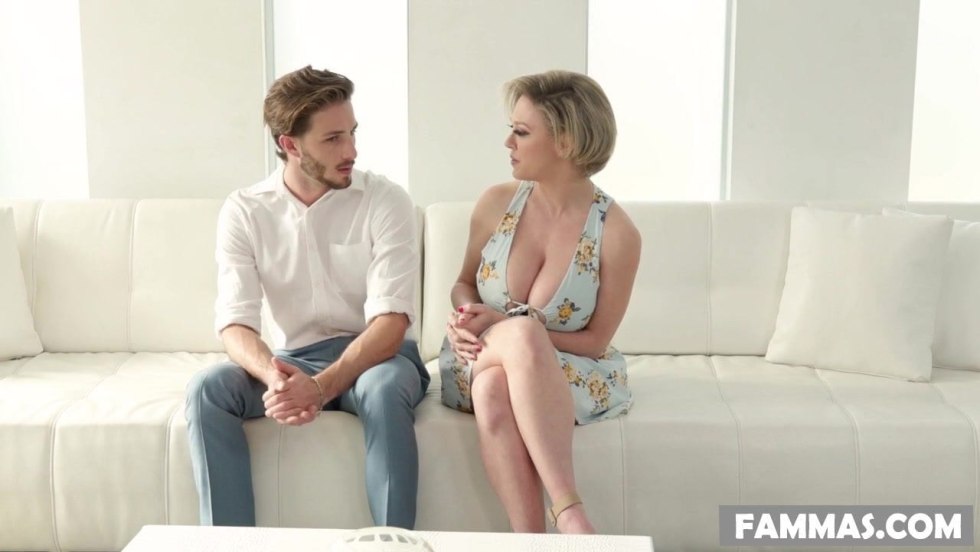 Cara May STEPDAUGHTER BANG AFTER BREAKFAST