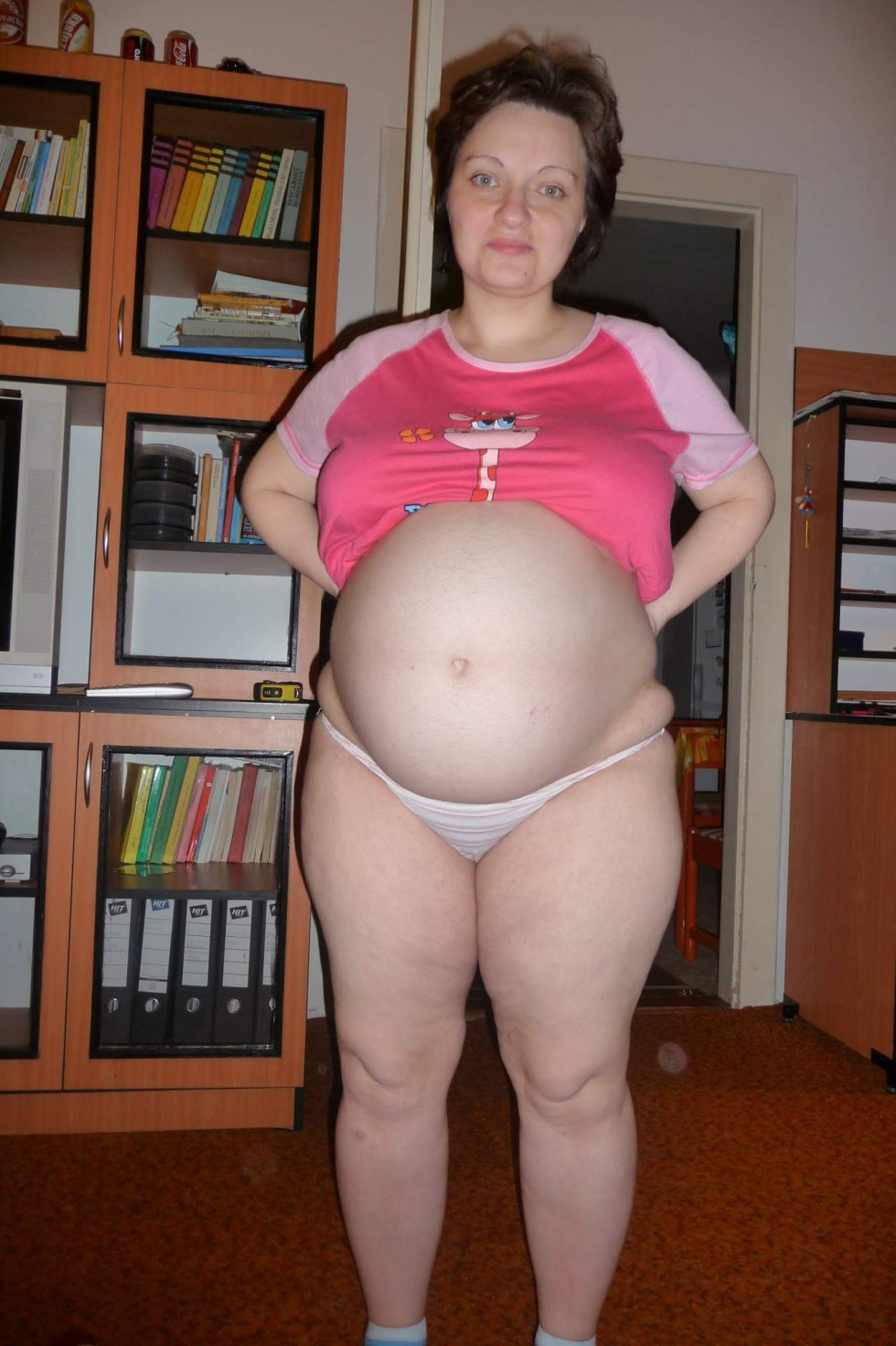 Naked pregnant girls