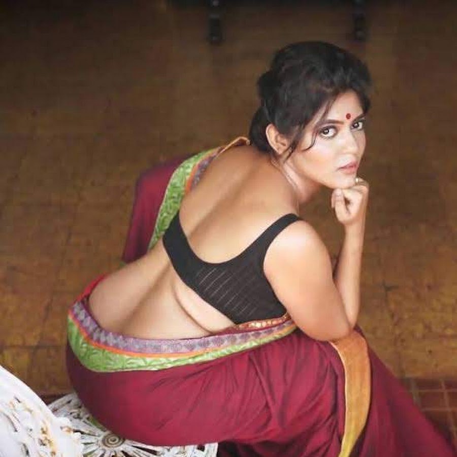 Hot Indian College