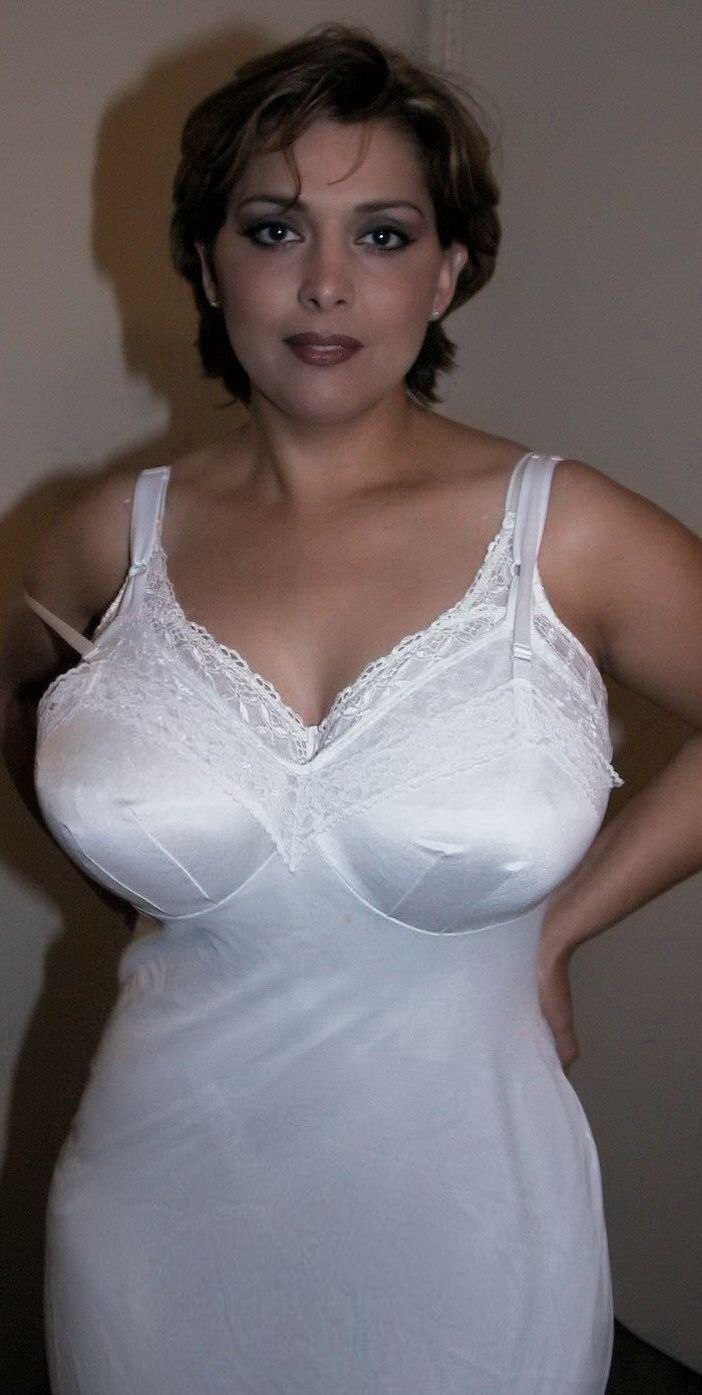 Hairy ladies in linen