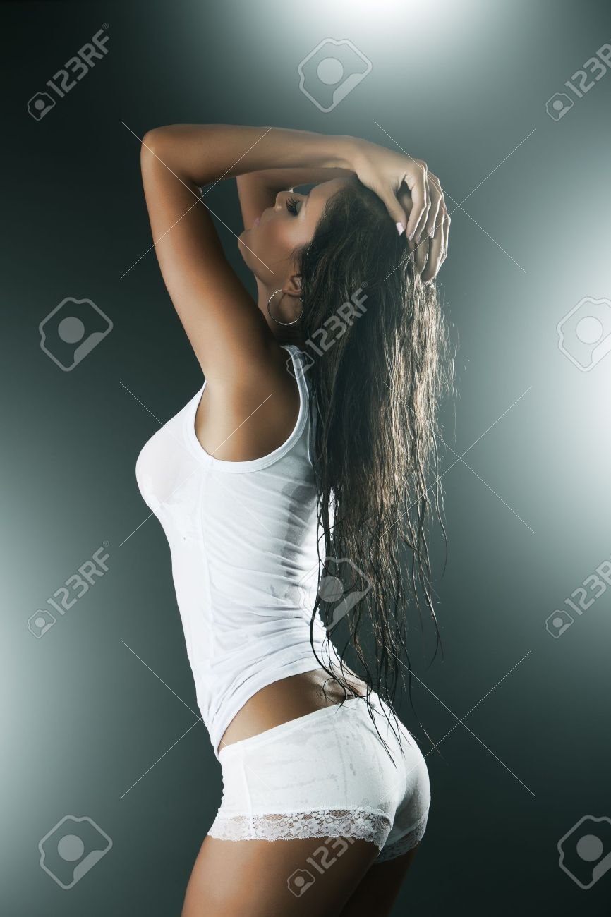 Sexy Gerl in Kalvin Klein