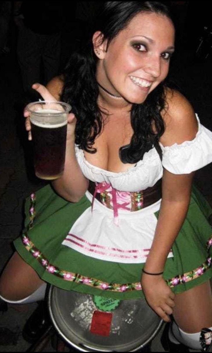 Michaela Shefer Oktoberfest 2015