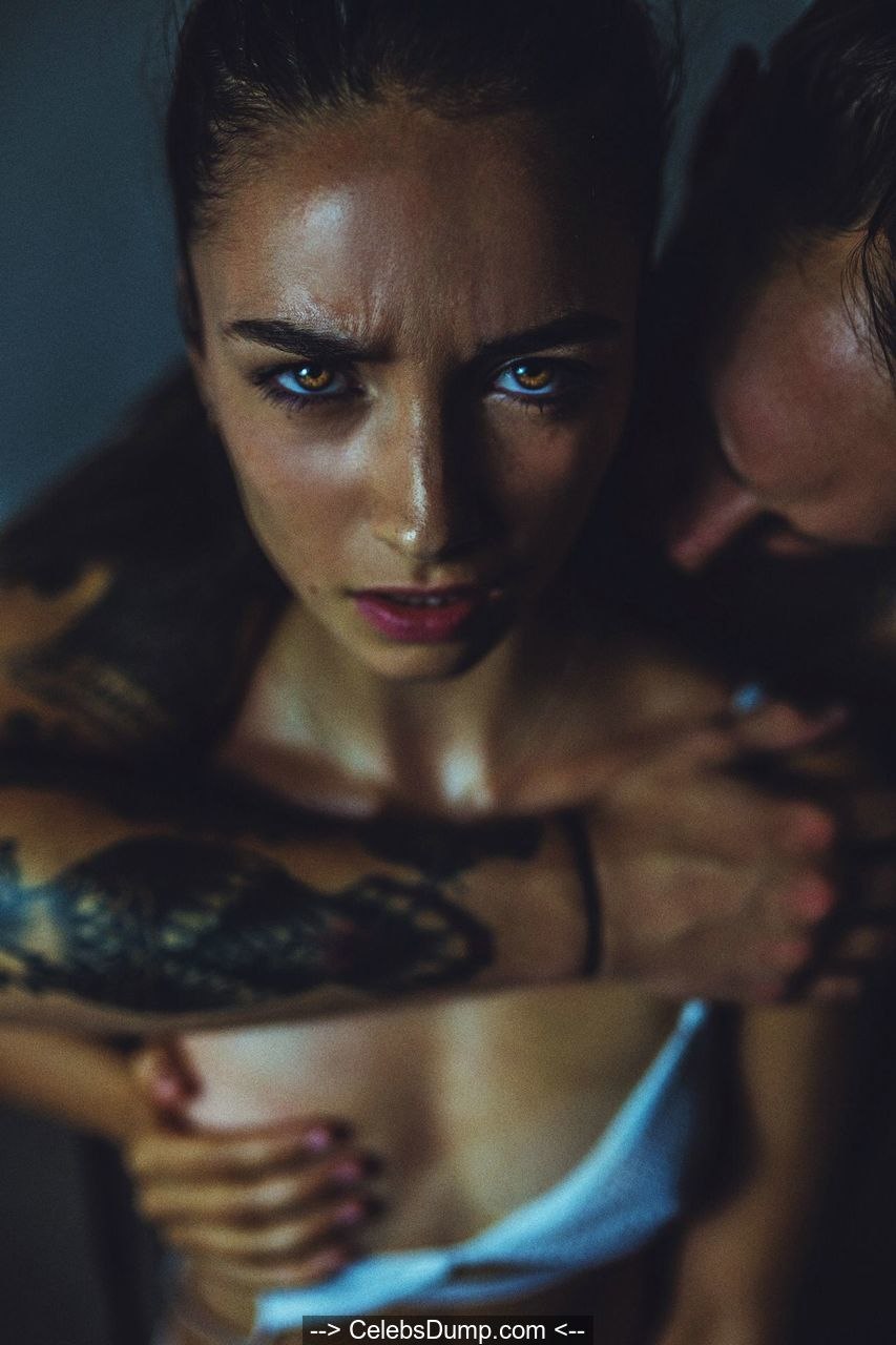 Laura Slade Wiggins Naked