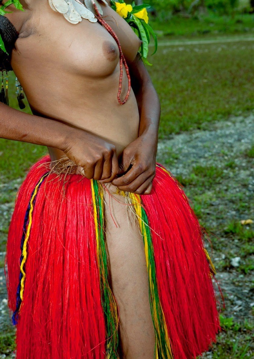 Naked women Papuasky