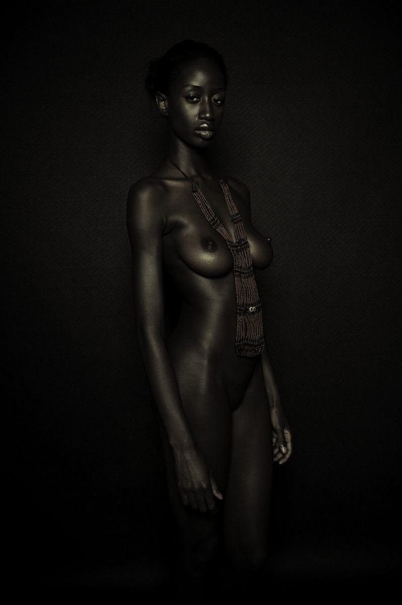 Daisy Cooper black nude