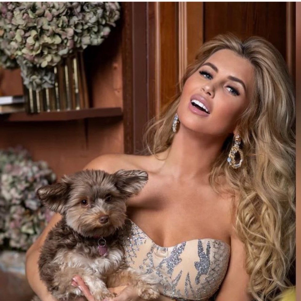 Victoria Zhizhina Miss Maxim