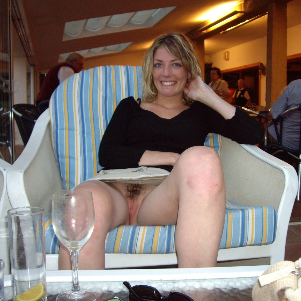 Amateur Mature Flash Pussy Homemade