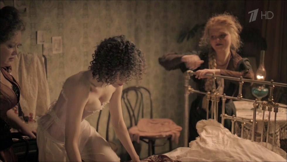 Actress Katerina Spitz Naked