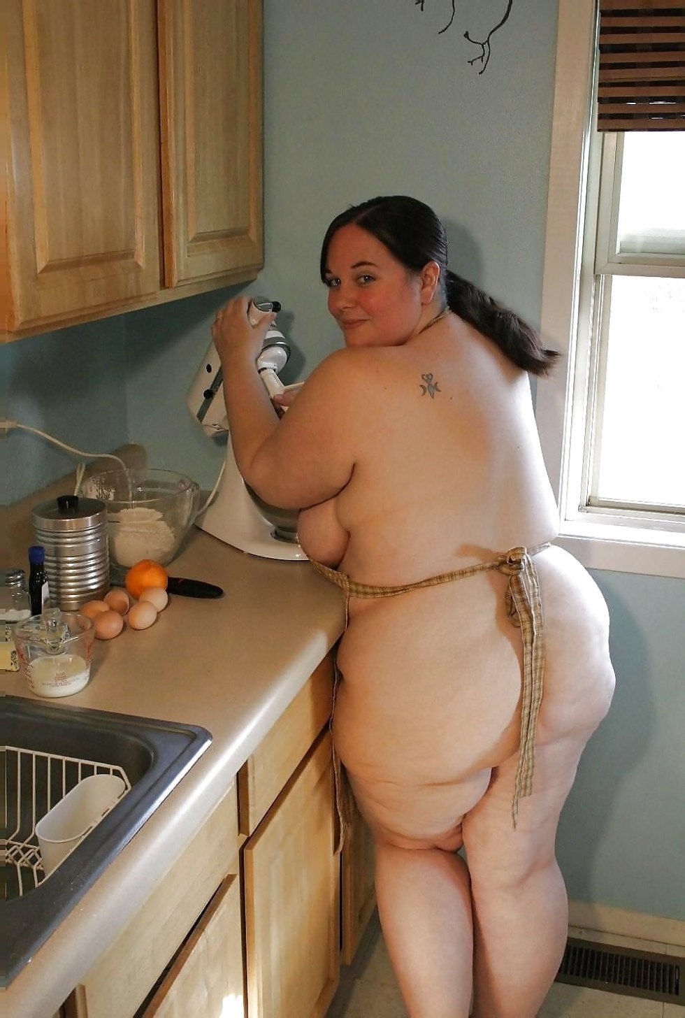 Naked thick cooks