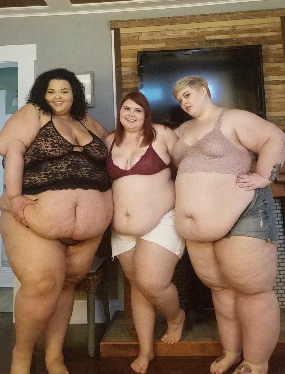 Three thick women