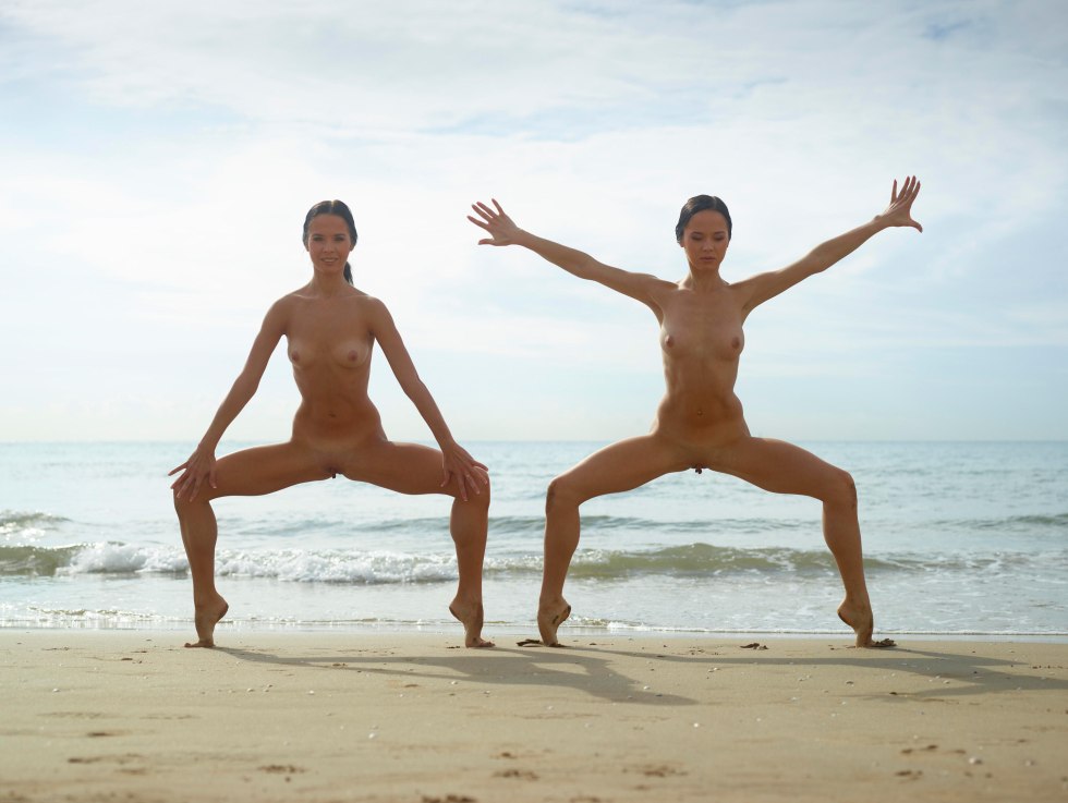 Julietta & Magdalena gymnasts nude