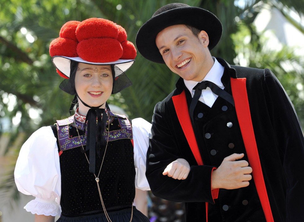 National Schwartzvald's costume